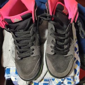 Nike Black and Pink Sneakers